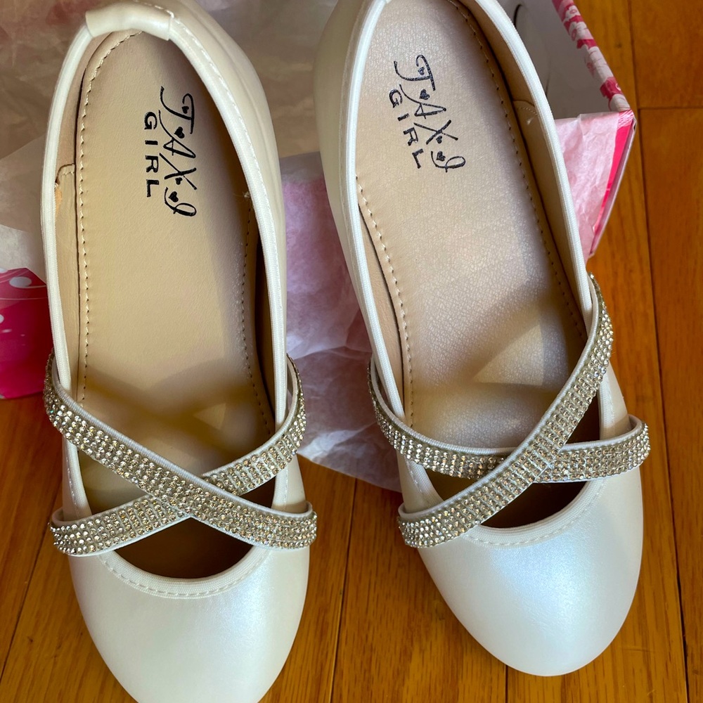 Dress shoes for Girls